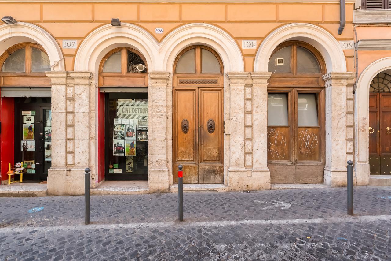 Monti Colosseum Apartment Rzym Zewnętrze zdjęcie