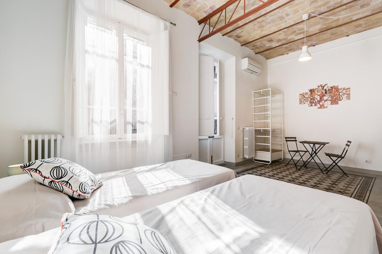 Monti Colosseum Apartment Rzym Zewnętrze zdjęcie