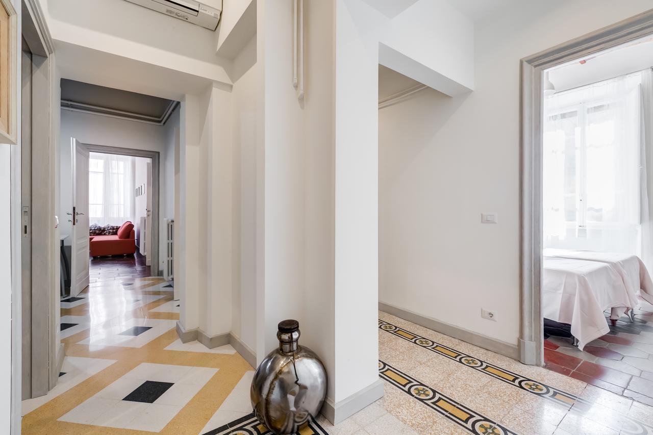 Monti Colosseum Apartment Rzym Zewnętrze zdjęcie