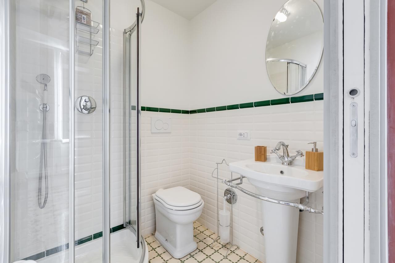 Monti Colosseum Apartment Rzym Zewnętrze zdjęcie